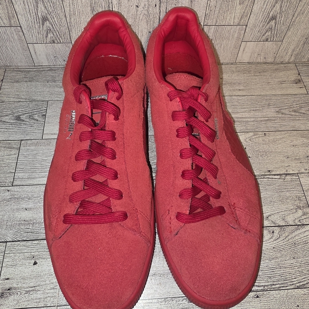 Puma Classic Red Sneakers - Picture 4 of 7